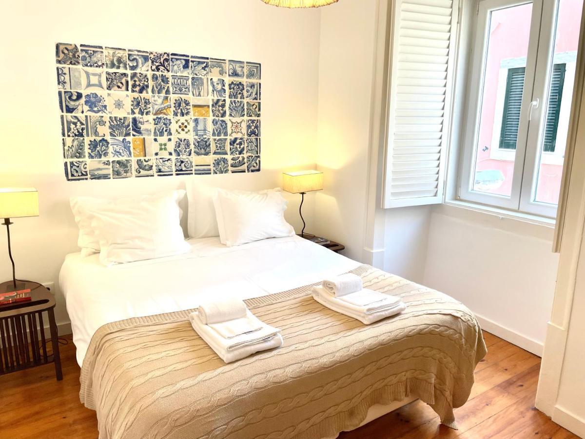 Bright And Spacious Three Bedroom In The Heart Of Apartment Lissabon